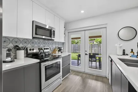 4601 NE 4th Avenue Fort Lauderdale FL 33334