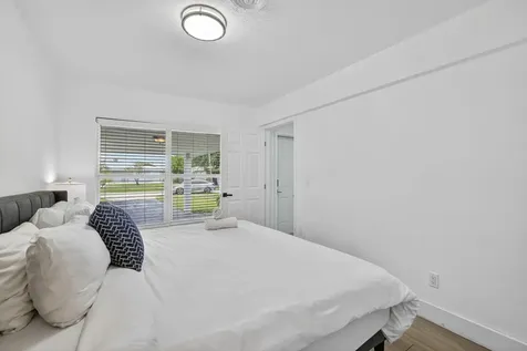 4601 NE 4th Avenue Fort Lauderdale FL 33334