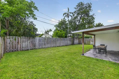 4601 NE 4th Avenue Fort Lauderdale FL 33334