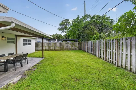 4601 NE 4th Avenue Fort Lauderdale FL 33334