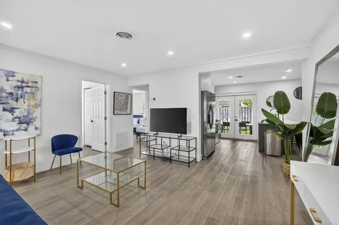 4601 NE 4th Avenue Fort Lauderdale FL 33334