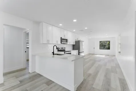 481 NW 2nd Terrace Deerfield Beach FL 33441