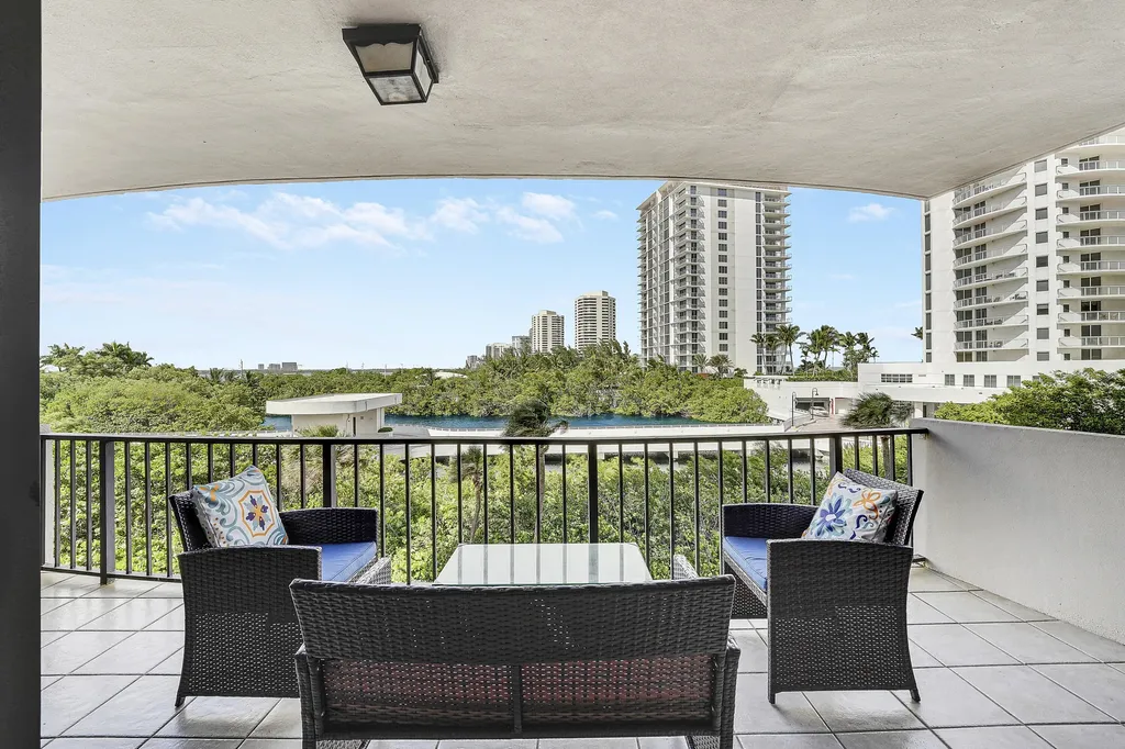 4200 N Ocean Drive Riviera Beach FL 33404