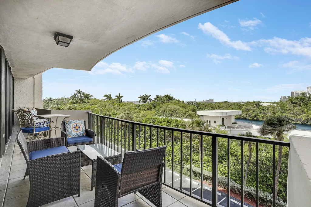 4200 N Ocean Drive Riviera Beach FL 33404