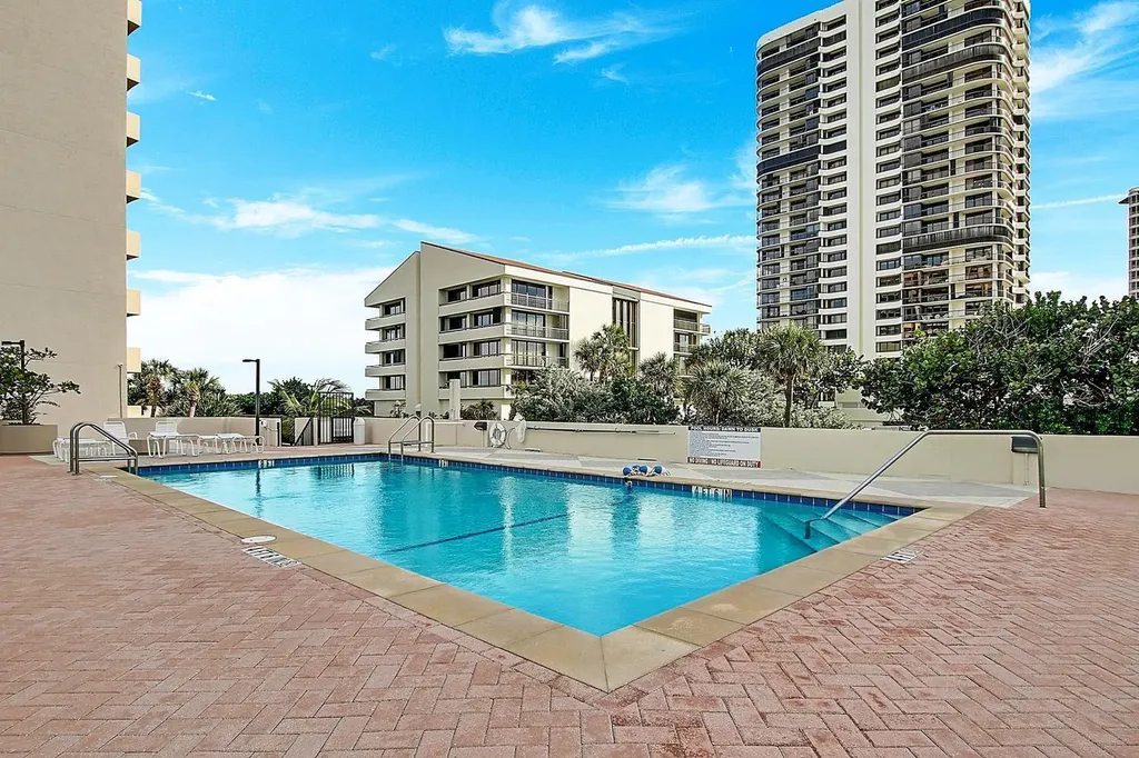 4200 N Ocean Drive Riviera Beach FL 33404