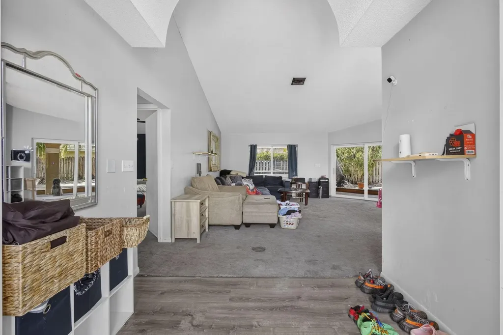 2171 Amesbury Circle Wellington FL 33414