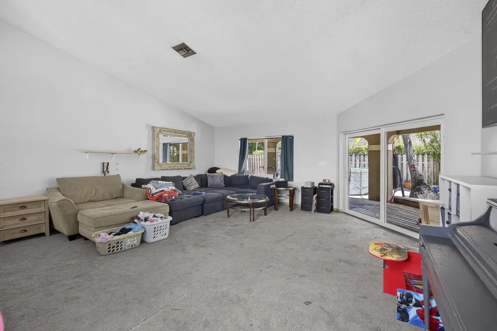 2171 Amesbury Circle Wellington FL 33414
