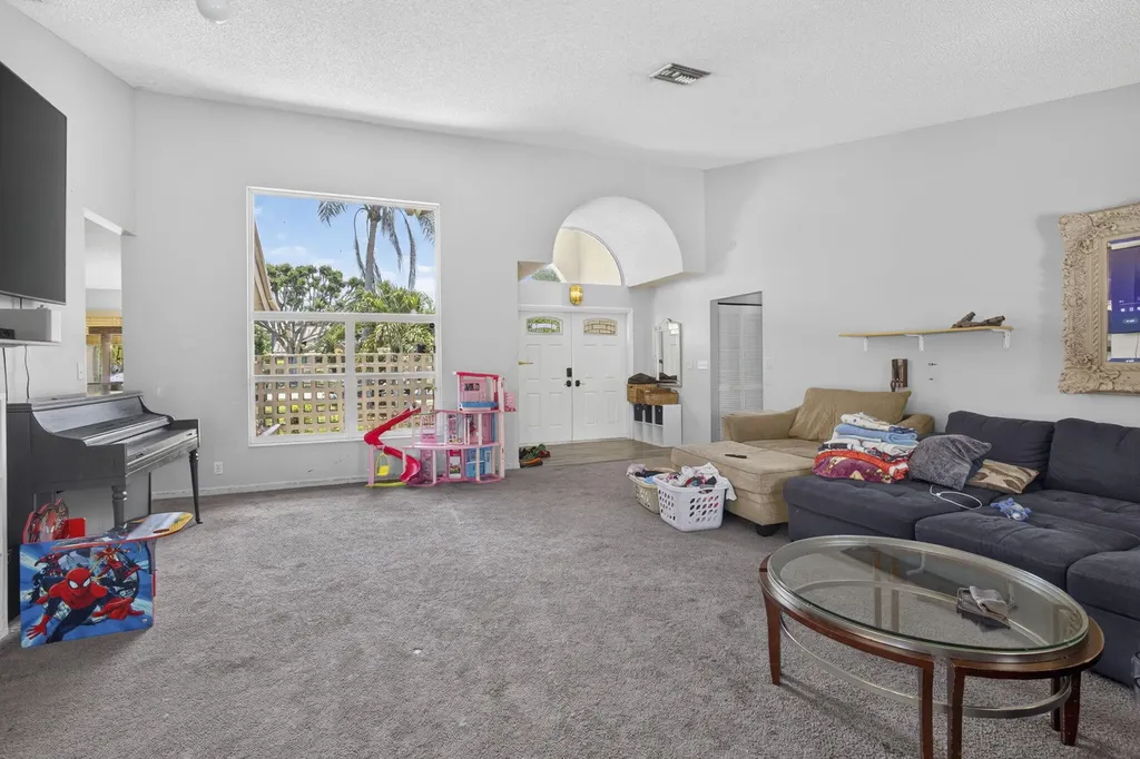 2171 Amesbury Circle Wellington FL 33414