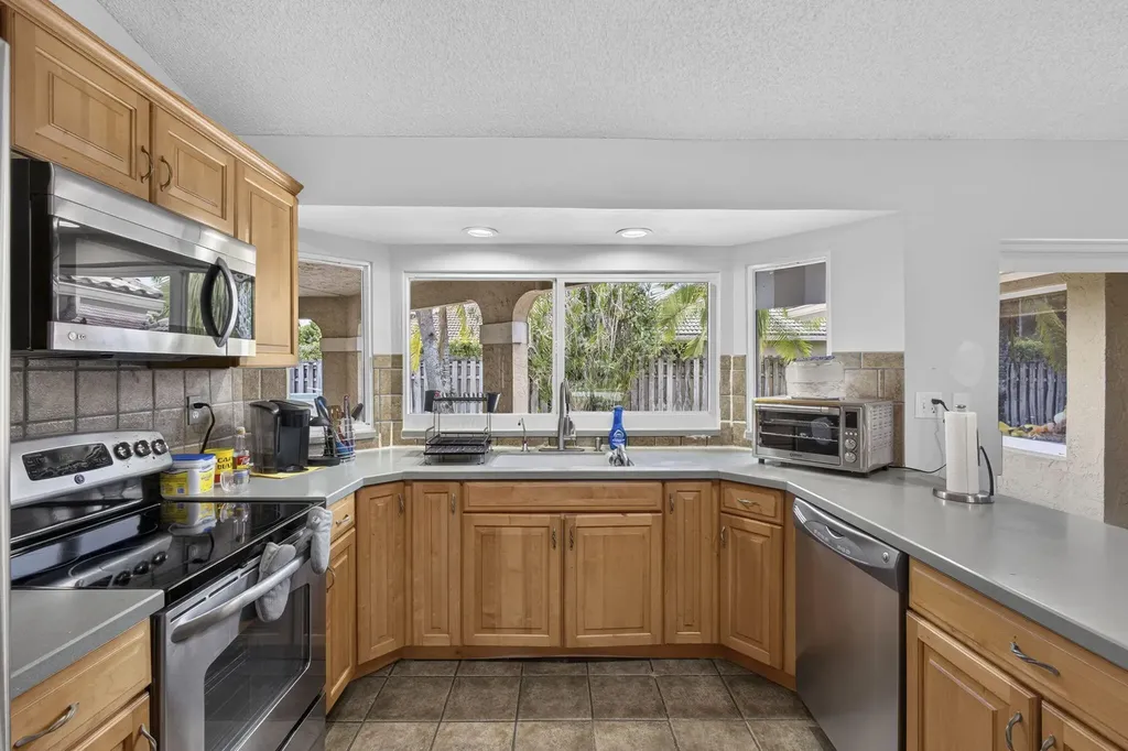 2171 Amesbury Circle Wellington FL 33414