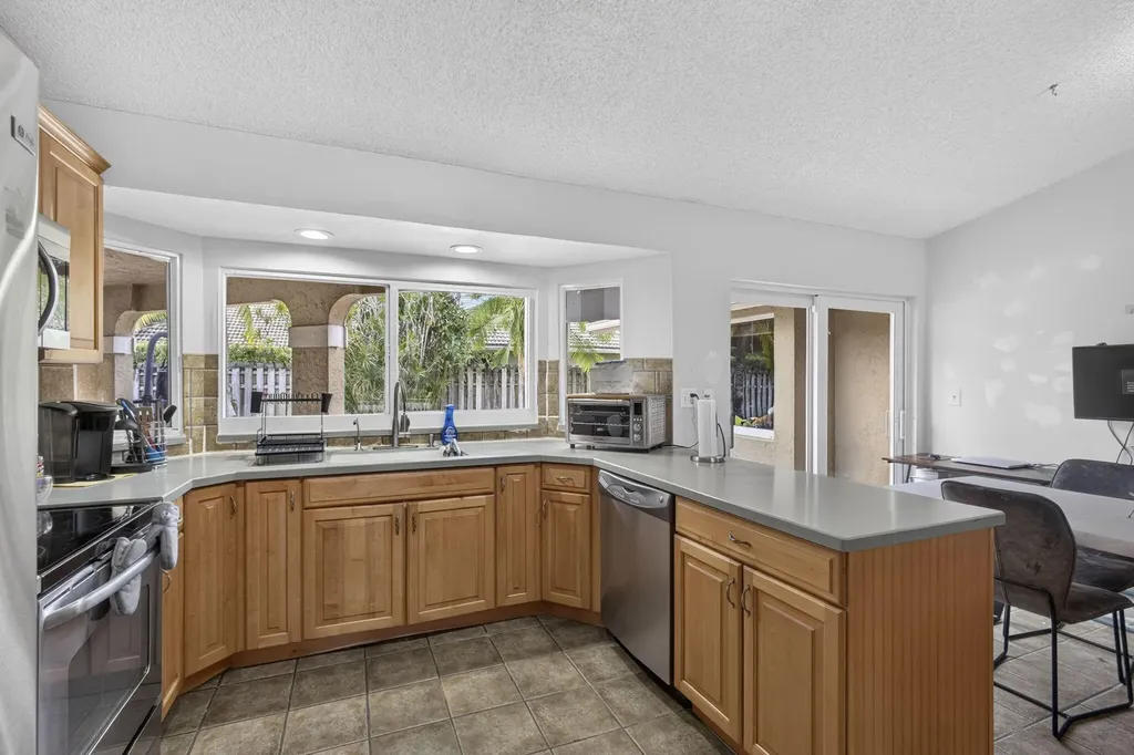2171 Amesbury Circle Wellington FL 33414