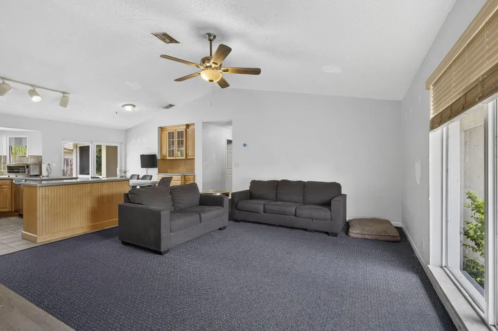 2171 Amesbury Circle Wellington FL 33414