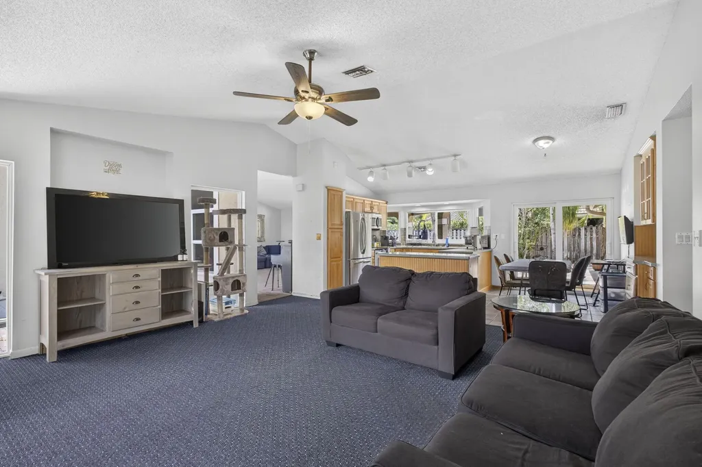 2171 Amesbury Circle Wellington FL 33414