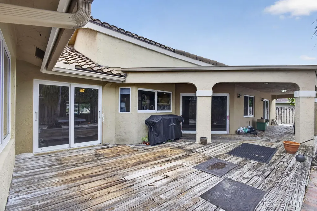 2171 Amesbury Circle Wellington FL 33414