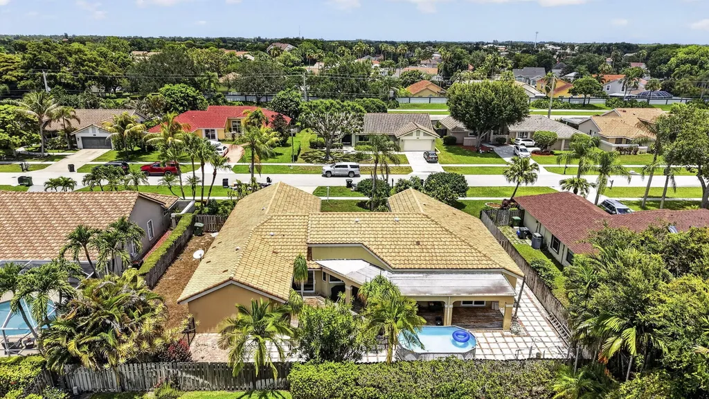 2171 Amesbury Circle Wellington FL 33414