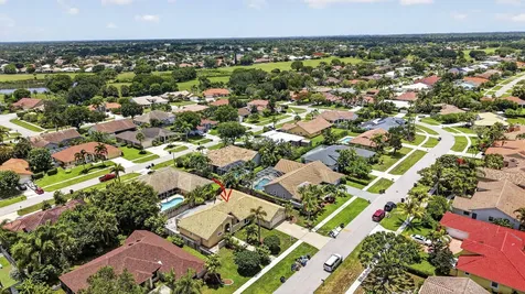 2171 Amesbury Circle Wellington FL 33414