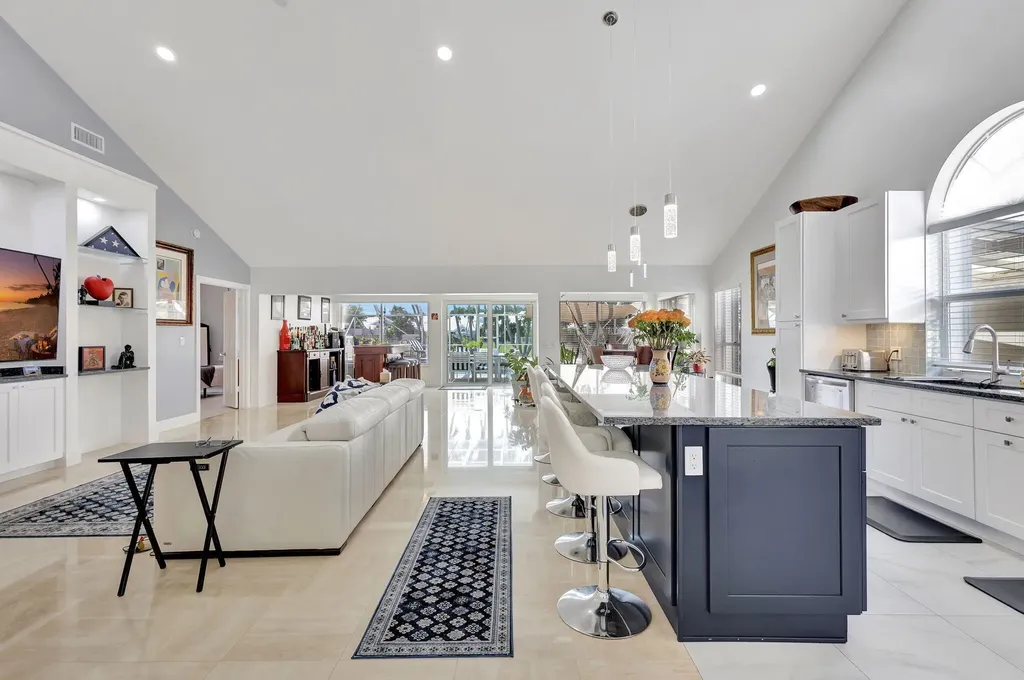 2354 Saratoga Bay Drive West Palm Beach FL 33409