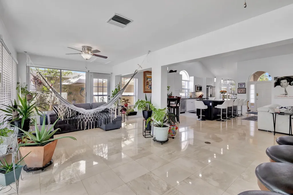 2354 Saratoga Bay Drive West Palm Beach FL 33409