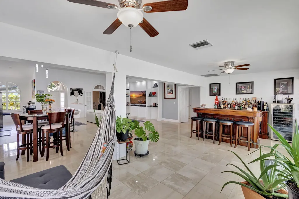 2354 Saratoga Bay Drive West Palm Beach FL 33409