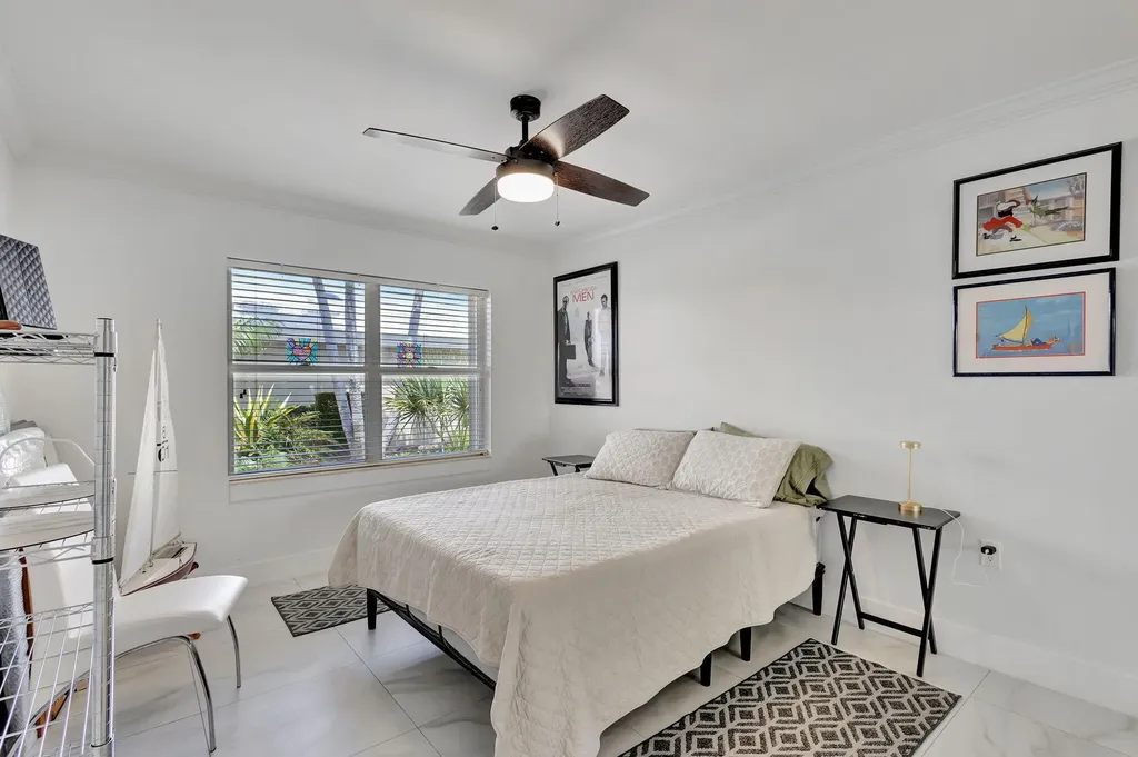2354 Saratoga Bay Drive West Palm Beach FL 33409