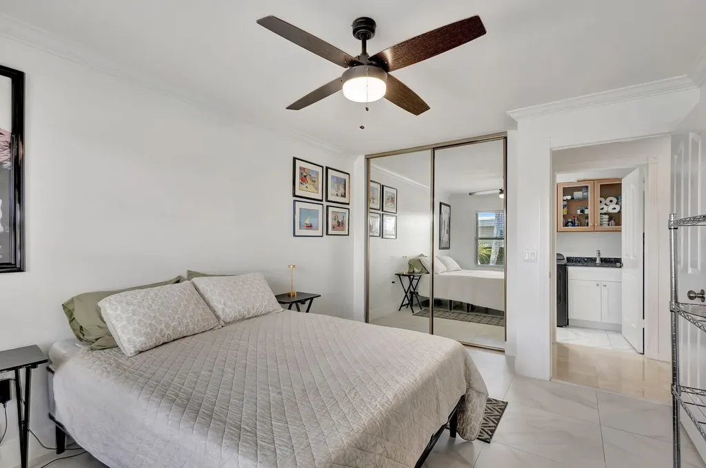 2354 Saratoga Bay Drive West Palm Beach FL 33409