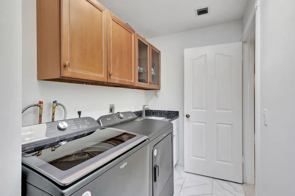 2354 Saratoga Bay Drive West Palm Beach FL 33409