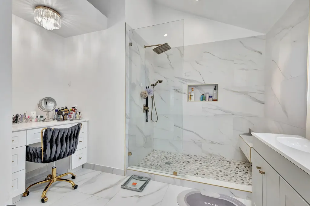 2354 Saratoga Bay Drive West Palm Beach FL 33409