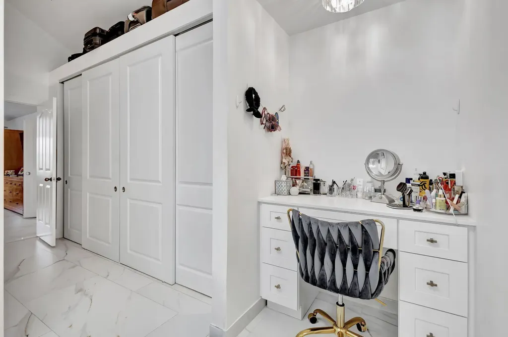2354 Saratoga Bay Drive West Palm Beach FL 33409