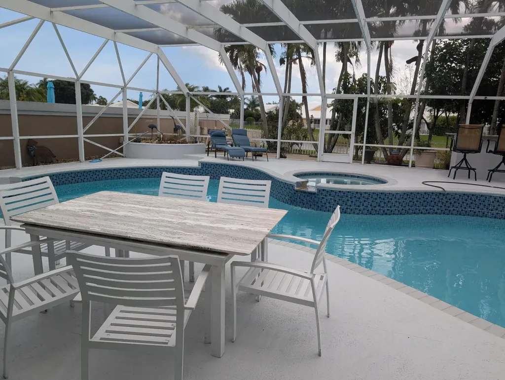 2354 Saratoga Bay Drive West Palm Beach FL 33409