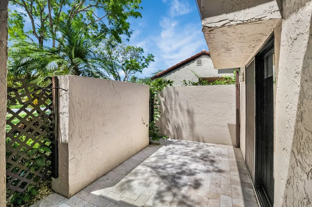 21922 Cypress Drive Boca Raton FL 33433