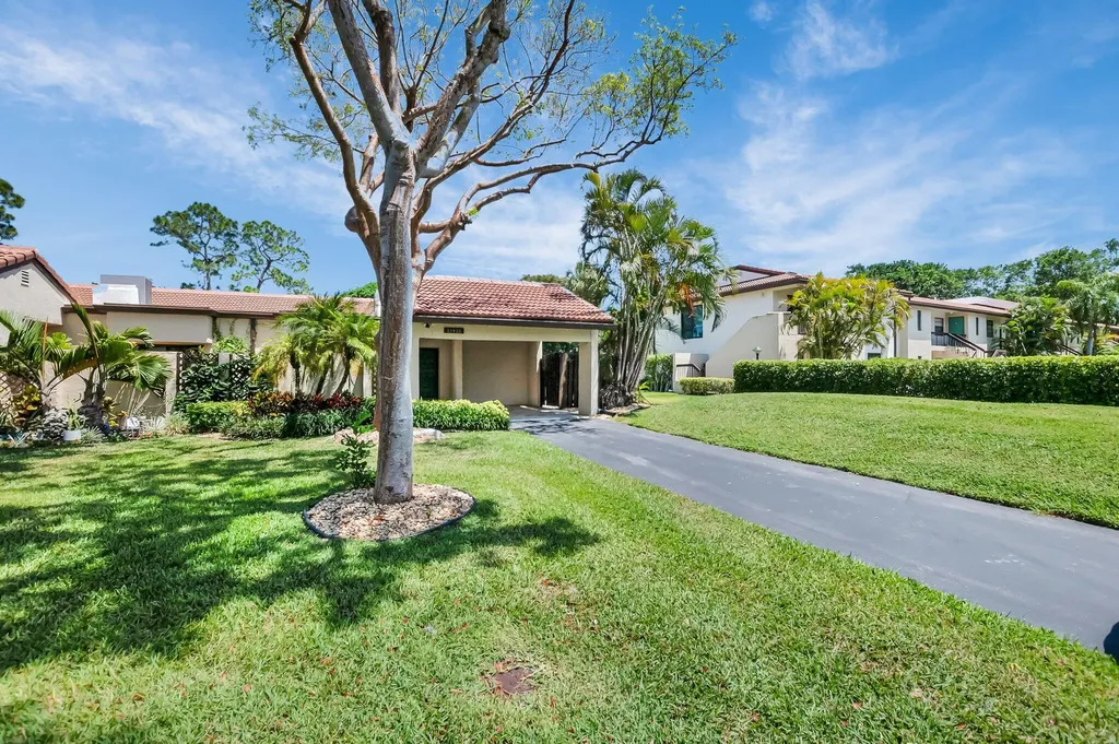 21922 Cypress Drive Boca Raton FL 33433