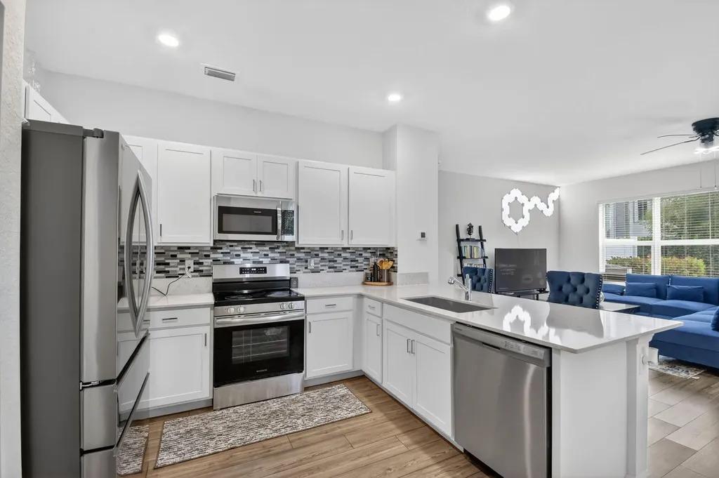 4325 Pond Lily Lane Lake Worth FL 33467