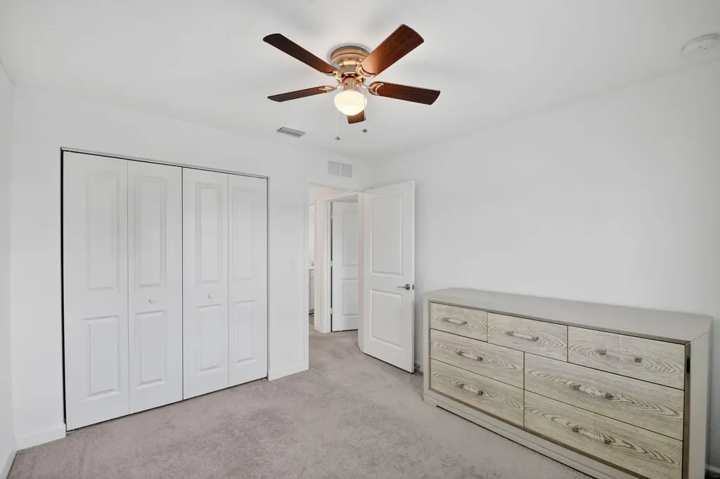 4325 Pond Lily Lane Lake Worth FL 33467