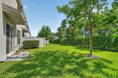 4325 Pond Lily Lane Lake Worth FL 33467