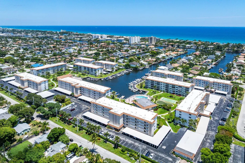 930 Dogwood Drive Delray Beach FL 33483