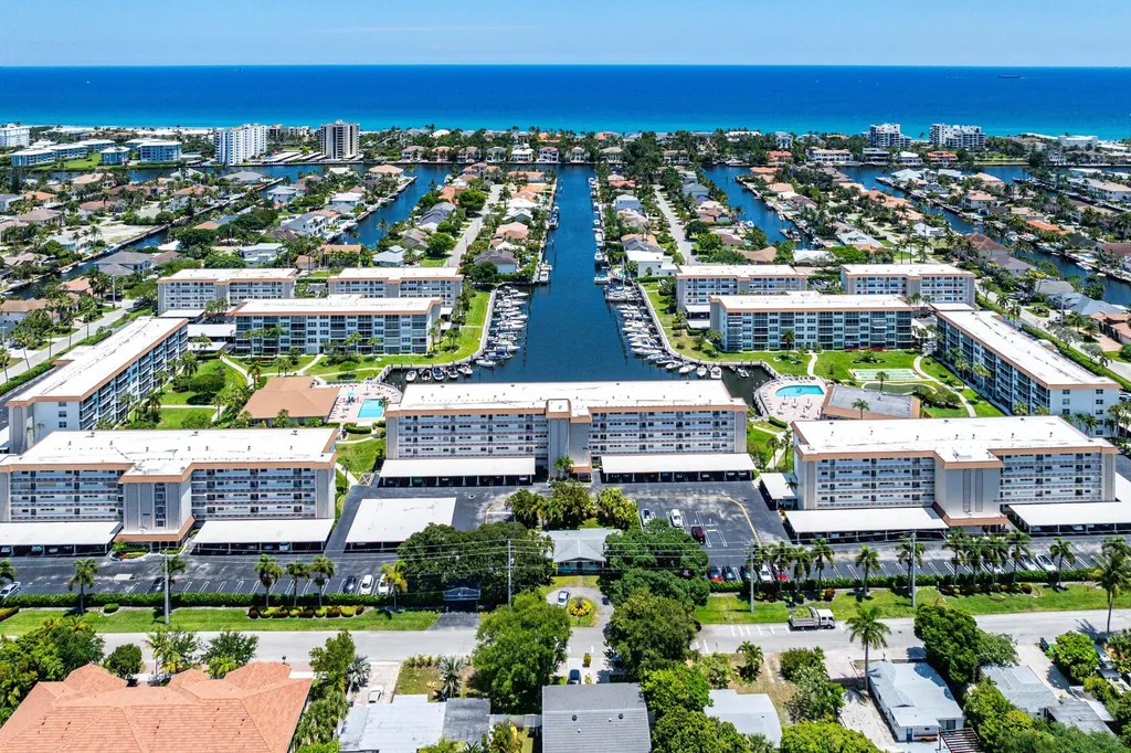 930 Dogwood Drive Delray Beach FL 33483