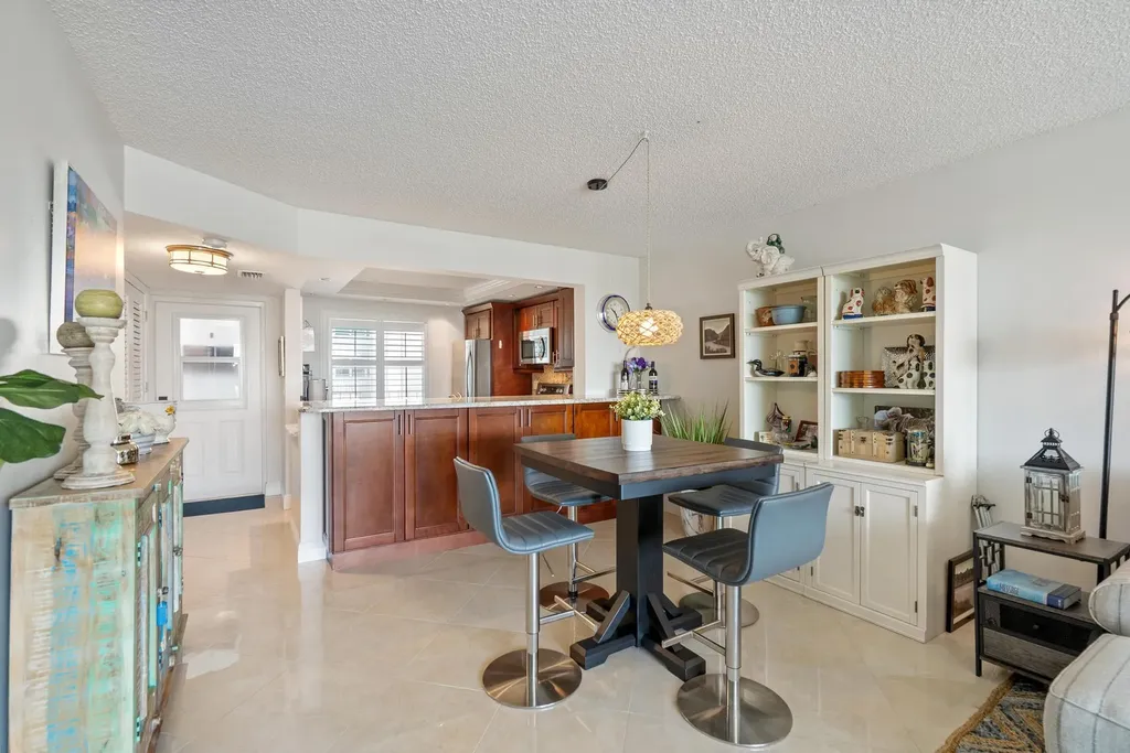930 Dogwood Drive Delray Beach FL 33483