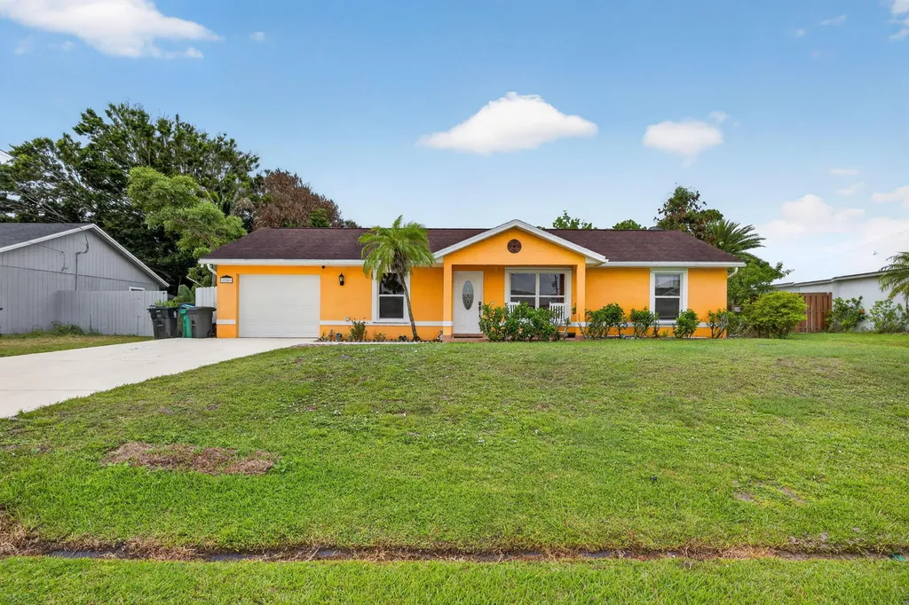 1314 SW Bellevue Avenue Port St Lucie FL 34953