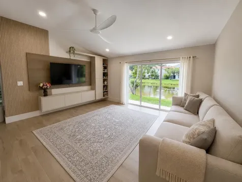 1073 Aspri Way Riviera Beach FL 33418