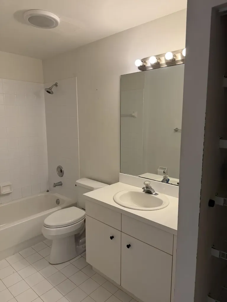 8202 White Rock Circle Boynton Beach FL 33436