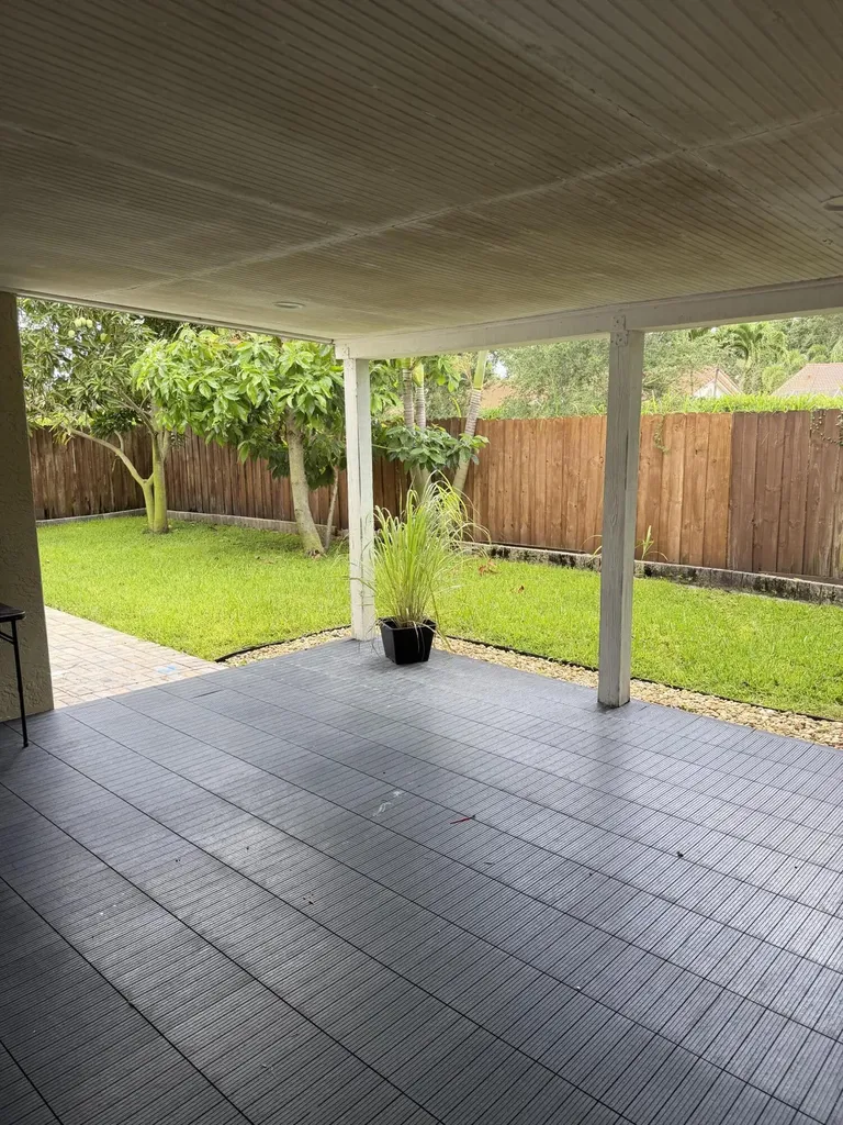 8202 White Rock Circle Boynton Beach FL 33436