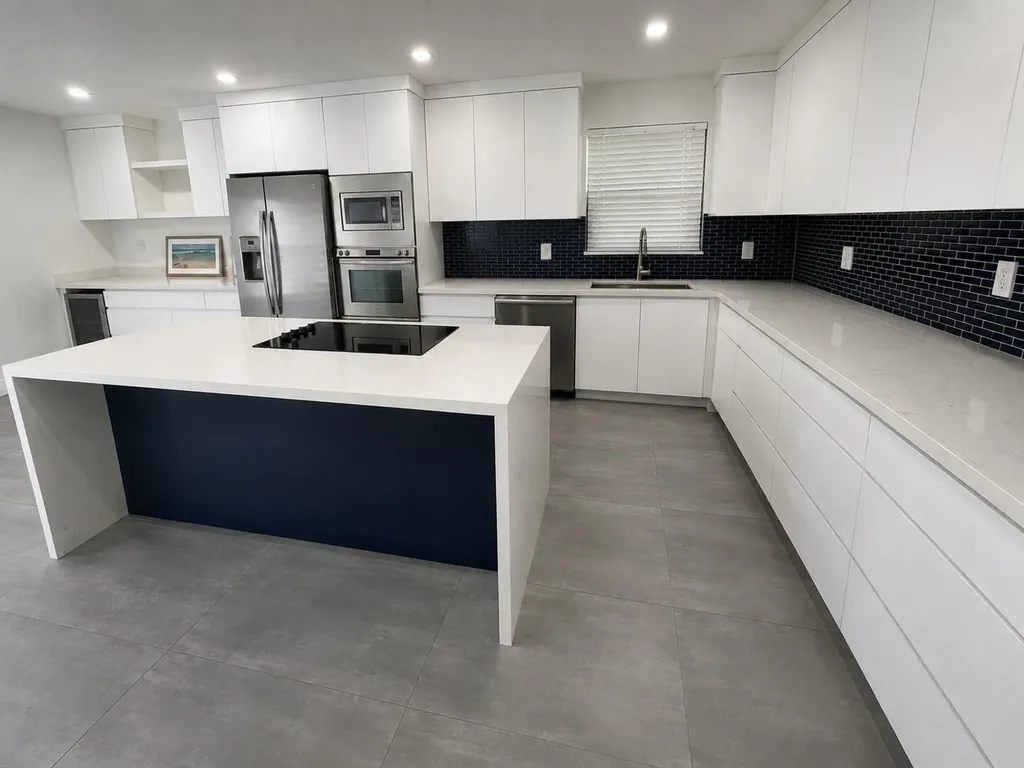 4683 NW 99th Terrace Sunrise FL 33351