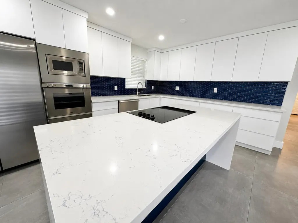 4683 NW 99th Terrace Sunrise FL 33351