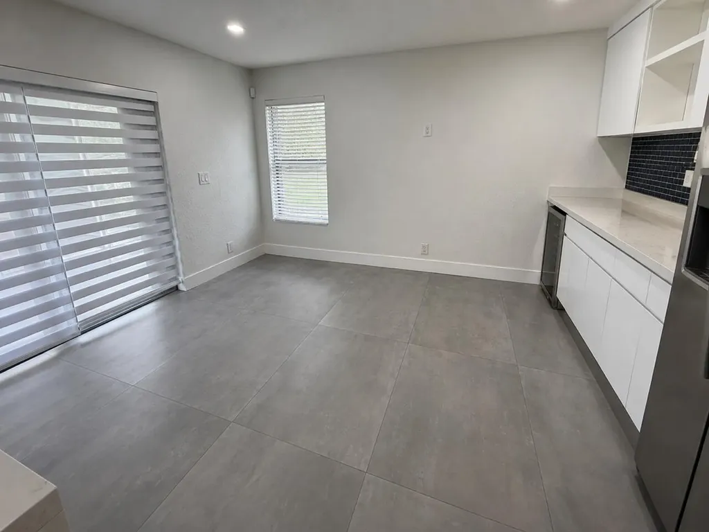 4683 NW 99th Terrace Sunrise FL 33351