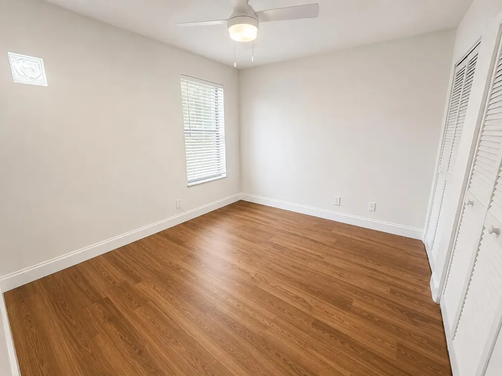 4683 NW 99th Terrace Sunrise FL 33351