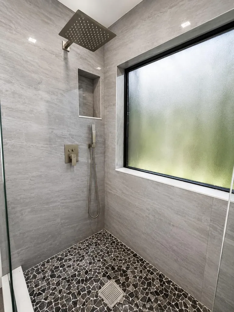 4683 NW 99th Terrace Sunrise FL 33351