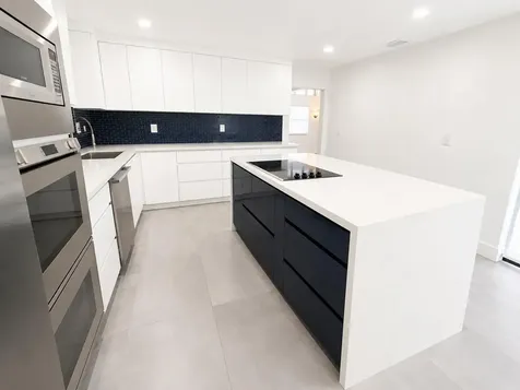 4683 NW 99th Terrace Sunrise FL 33351