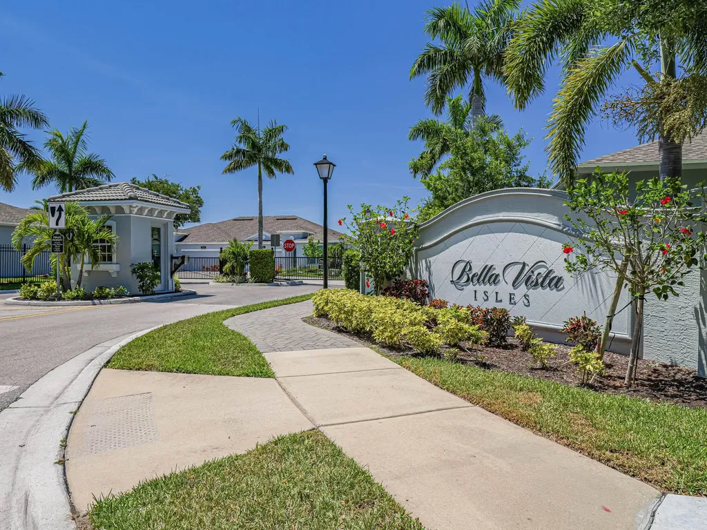 2529 Bella Vista Circle Vero Beach FL 32966