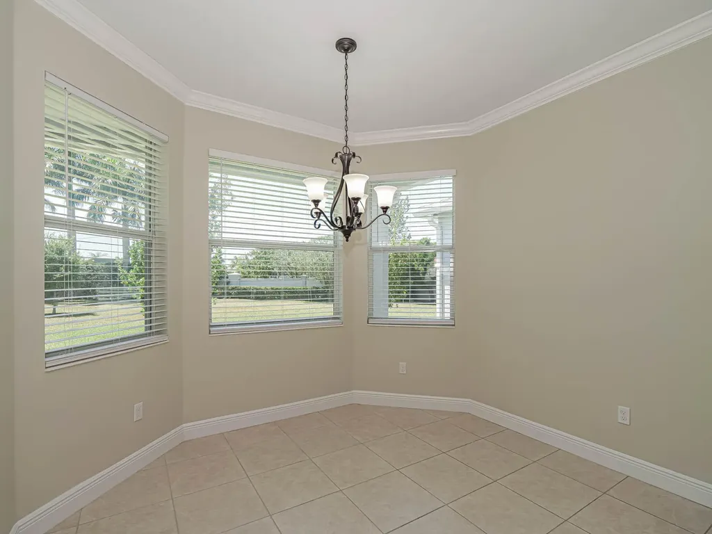 2529 Bella Vista Circle Vero Beach FL 32966