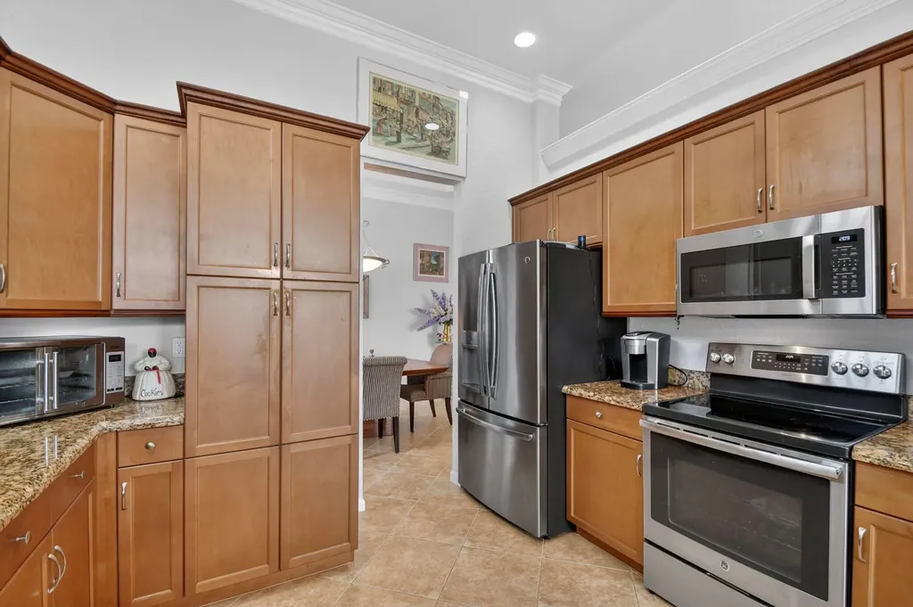8553 E Via Grande E Wellington FL 33411