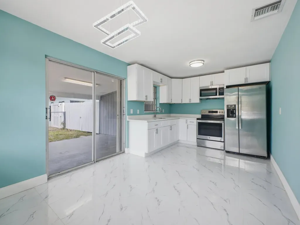4340 Broadway Street Lake Worth FL 33461